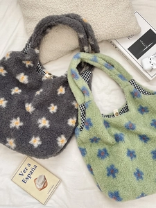 Plush Floral Tote Bag Sherpa Fleece Large Capacity Shoulder Handbag With Grid Lining Magnetic Closure Casual For Women