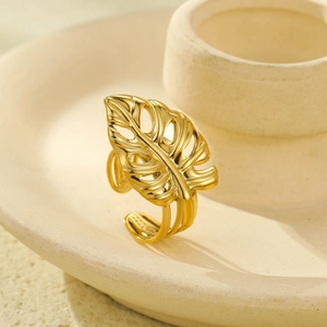 Elegant 18K gold monstera leaf open ring with minimalist hollow adjustable design