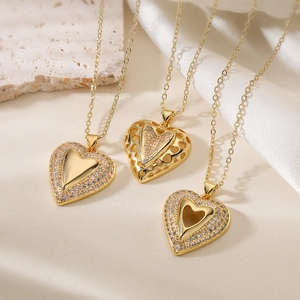 Heart Pendant Necklace Gold Plated Copper With Cubic Zirconia Elegant Fashion Clavicle Chain For Women