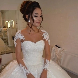 Robe De Mariée Élégante Dentelle Maille Manches Longues Illusion Encolure Coeur Brodée Robe De Bal Pour Femmes Cérémonie Formelle
