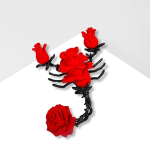 Vintage Alloy Scorpion Rose Brooch Pendant Dual Use Gothic Dark Romantic Jewelry For Women Men Punk Novelty Accessory