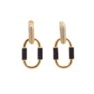 Boucles d'oreilles dorées avec pendentifs ovales et pierres de zircone bleu brillant