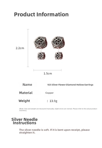 Dettaglio orecchini a fiore romboidale con dimensioni 2,2cm x 1,5cm e perno in argento 925
