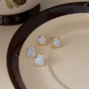 Minimalist Stud Earrings With 925 Sterling Silver Earring Post Oval Milky White Moonstone Irregular Metal Frame Elegant Jewelry