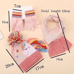 Ensemble d'hiver rose pour filles avec licorne comprenant bonnet écharpe et gants