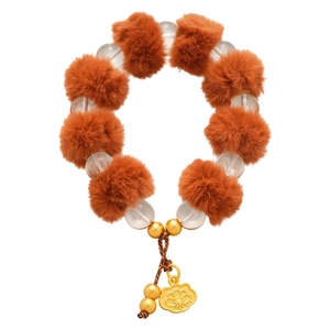 Bracelet ours mignon avec pompons orange, perles en bois et breloque dorée