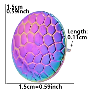 Rainbow stainless steel geometric earring detail with dimensions and honeycomb texture