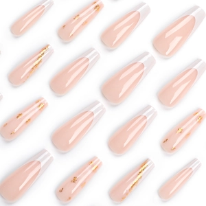 Faux ongles cercueil extra longs avec pointes françaises blanches et accents de feuille d'or