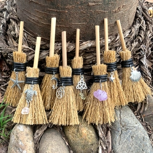Mini Witch Broom Besom Wood Straw Hanging Ornament Metal Charm Crystal Stone Wiccan Pagan Altar Decor Car Pendant