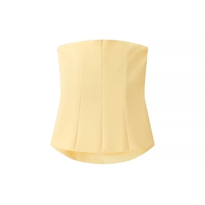 Ensemble haut bustier jaune vif et jupe taille haute pour femme au design moderne
