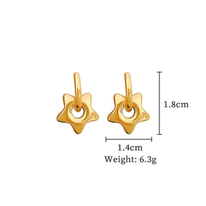 Detailed size view of gold star titanium steel earrings showing 1.8cm height and 1.4cm width