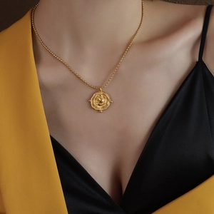 Irregular geometric square pendant necklace in 18k gold plated titanium steel for women