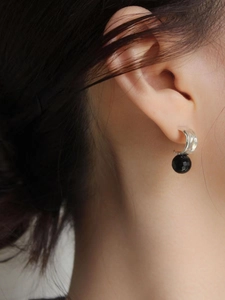 925 Sterling silver hoop earrings with faceted black gemstone drops for an elegant look