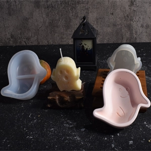 Geest siliconen mallen voor Halloween kaarsen met afgewerkte gele wassen geest