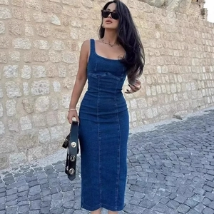 Dunkelblaues Jeans Bodycon Kleid Eckiger Ausschnitt Ärmellos Slim Fit Midi Länge Trägerkleid Mit Reißverschluss