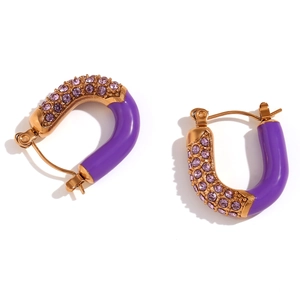 U-shaped gold-plated earrings with purple enamel coating and micro-pave crystals