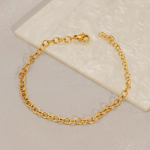 Bracelet classique en acier inoxydable doré à maillons O avec fermoir mousqueton