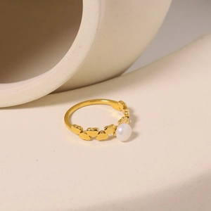 Bague Künstliche Perle En Forme De Coeur Acier Inoxydable Plaqué Or Anti Ternissement Bijoux Élégants Pour Femmes