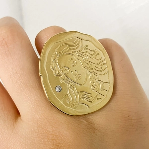 Vintage Portrait Relief Ring Stainless Steel Gold Plated With Zirconia Adjustable Finger Jewelry For Women