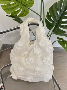 White tote bag with 3D floral rose decorations and large capacity canvas design