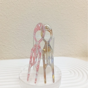 U-shaped hair pin set made of acetate resin with marble patterns for buns and styling