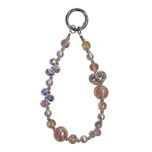 Pink crystal beaded heart keychain with pearl accents and silver ring for bags.