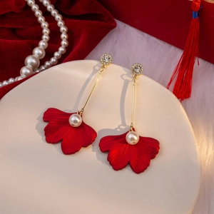 Red Ginkgo Leaf Dangle Earrings With Resin Artificial Pearl Rhinestone Alloy And Silver Earring Post Vintage Elegant Jewelry For Women