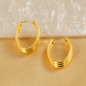 Minimalist triple-layered oval hoop earrings in 18k gold-plated stainless steel for women