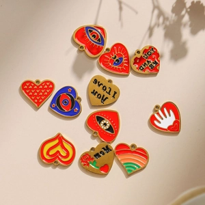 304 stainless steel heart enamel pendants with Love You and Mom engravings in vivid colors