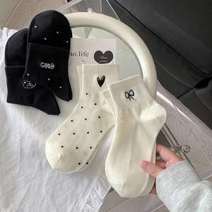 Embroidered cotton socks set with bow, bear and heart patterns in black and white