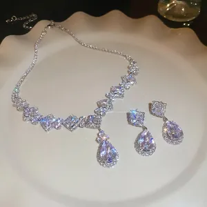 Elegant zircon necklace and earring set with pear-shaped pendants in a luxury style