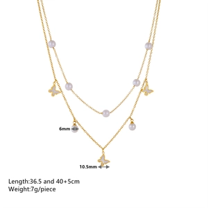 Collier double rang en acier inoxydable doré avec perles et pendentifs papillons dorés