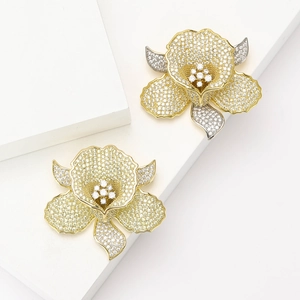 Flower Brooch Copper Luxury Micro-set Cubic Zirconia Elegant Shawl Corsage Pin Jewelry For Women