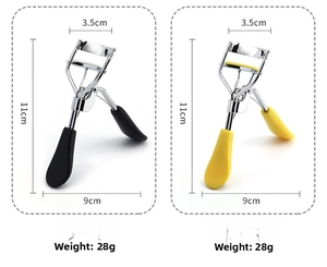 Detailed view of 11cm eyelash curler dimensions with black and yellow handle options
