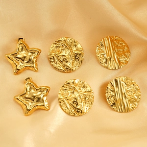 Vintage 18K gold plated stainless steel round and star stud earrings with textured finish