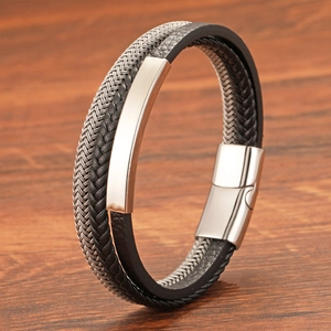 Bracciale multistrato da uomo in pelle e fune d'acciaio con chiusura magnetica