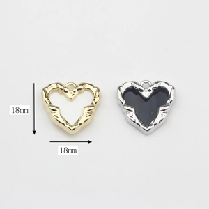 Fashion heart alloy pendant charms in gold and black 18mm size for DIY jewelry making