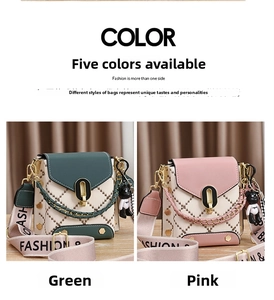 Detail of mini crossbody bags with quilted pattern, wide straps and cute bear pendant