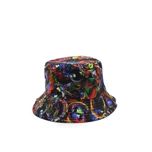 Chapeau bob à motif floral tie-dye coloré avec surpiqûres renforcées pour femmes