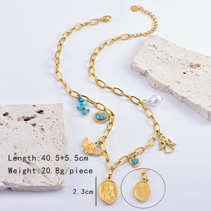 Detailed size specifications for ocean-themed necklace with pearl and turquoise pendants
