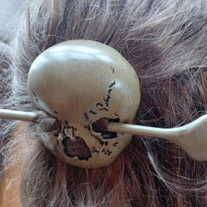 Skull Hairpin With Faux Bone Slide Gothic Retro Resin Hair Pin For Halloween Punk Style Accessories For Women