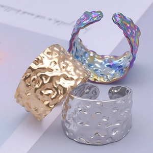 Three-color minimalist 304 stainless steel open rings with irregular hammered lava texture