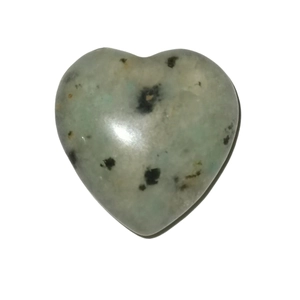 15mm heart-shaped natural crystal pendant in green spotted stone on white background