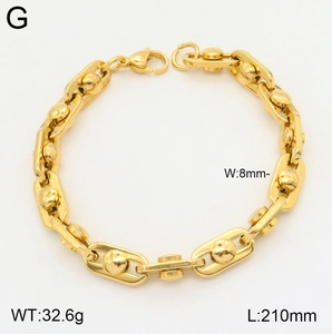 Macro view of 18K gold-plated U-shaped link chain bracelet with detailed dimensions