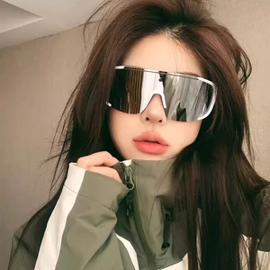 White sports sunglasses with silver mirror lenses for cycling and outdoor activities