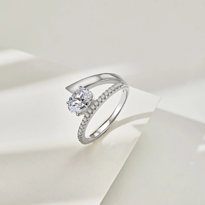 Macro shot of silver S925 ring featuring a large oval centerpiece and fine diamond pavé details