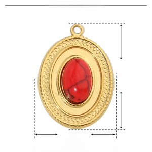 Detailed size parameters of the gold stainless steel pendant with red natural stone