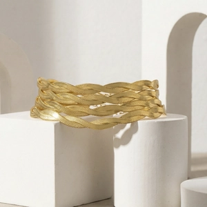 Minimalist woven herringbone choker necklace with high-texture PVD 18k gold plating