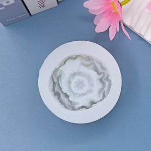 Silikonform in Blumenform mit geschichteten Blütenblättern für DIY-Kerzen und Torten