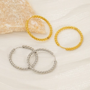 Twisted Round Hoop Earrings Stainless Steel 18K Gold Plated Minimalist Fashion Geometric Jewelry Accessory For Women